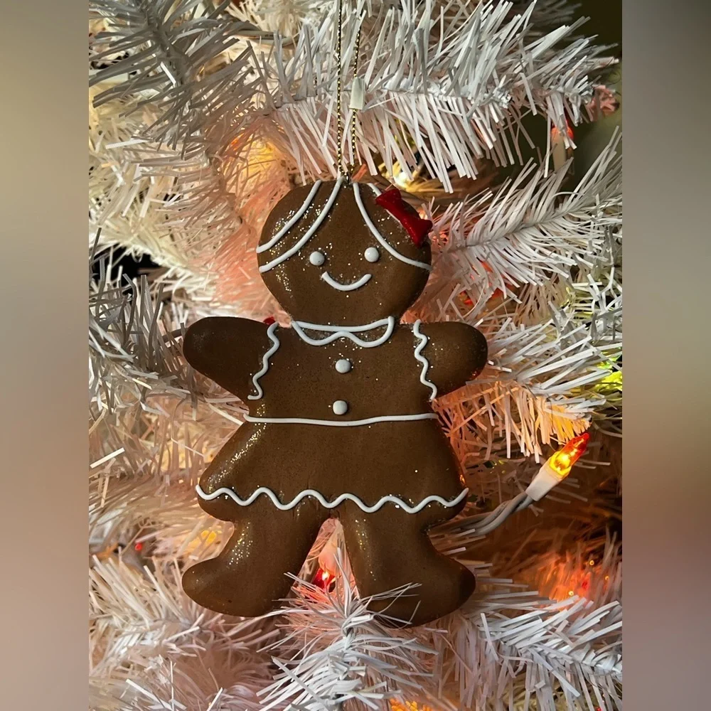🤎 Vintage Gingerbread Christmas Sparkle Ornament